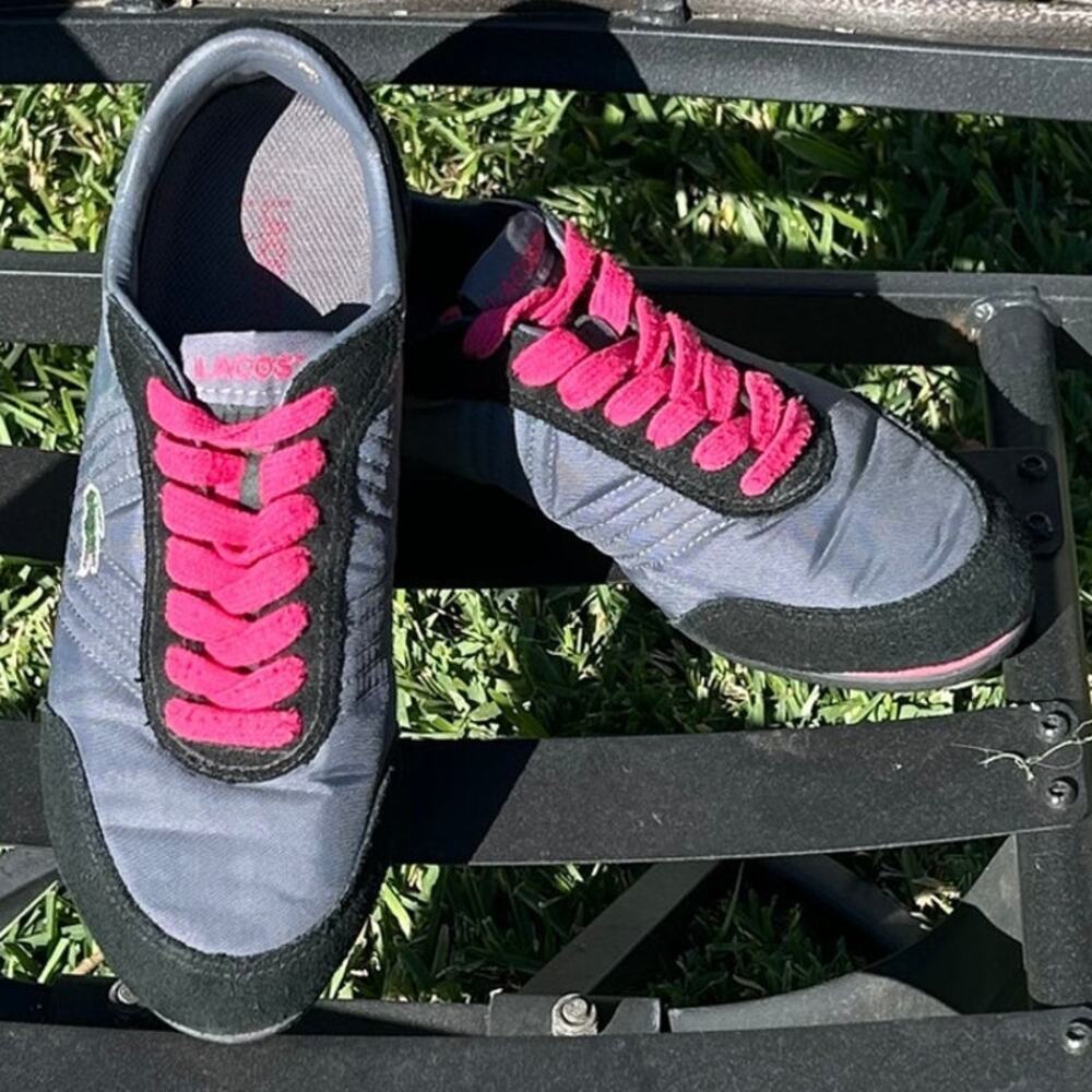 Lacoste Phoenix Lace Up Trainers Sneakers Athletic Gray Black Pink Size 7.5